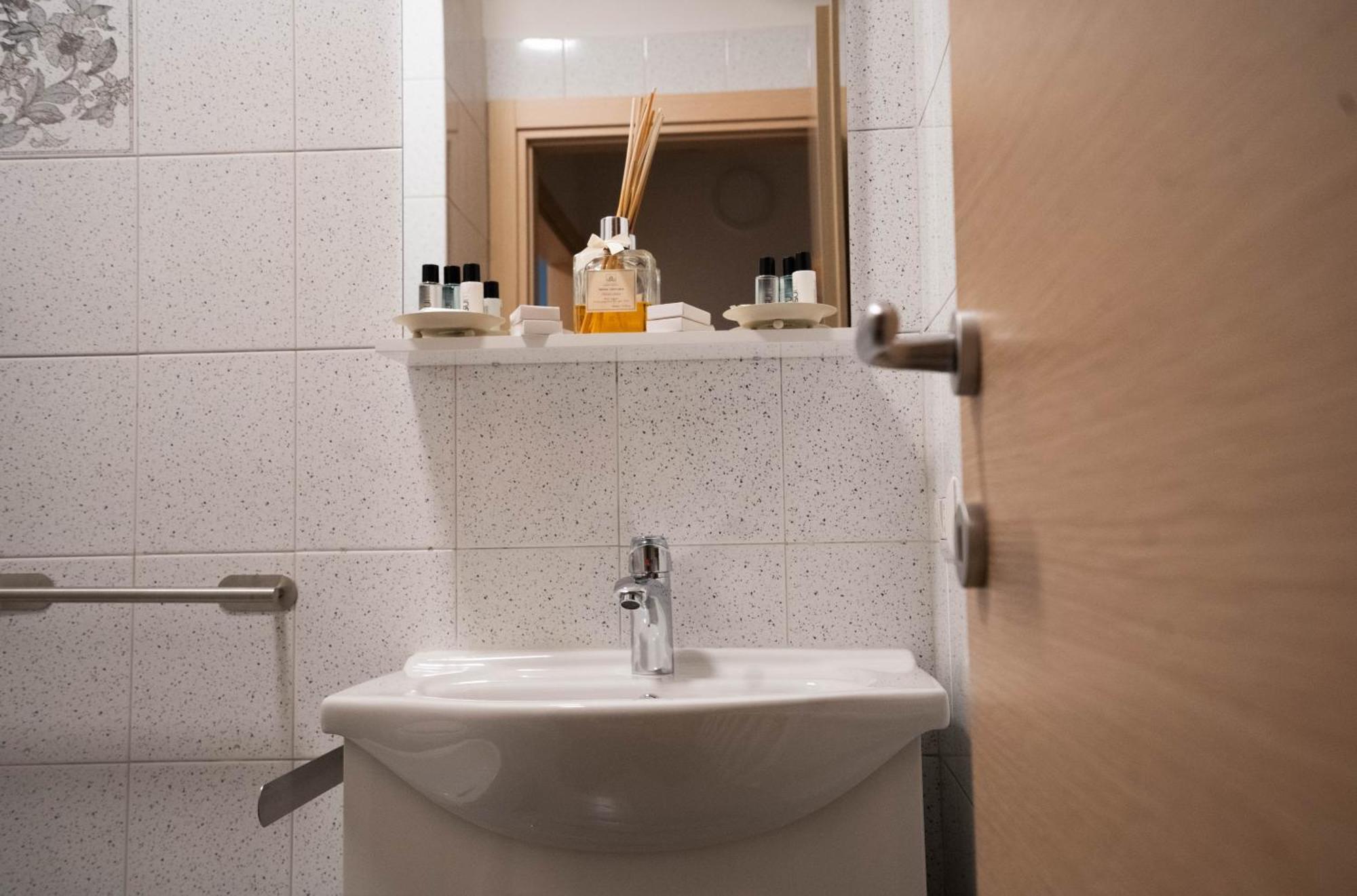 Apartamento La Perla Del Bernina Express Tirano Exterior foto